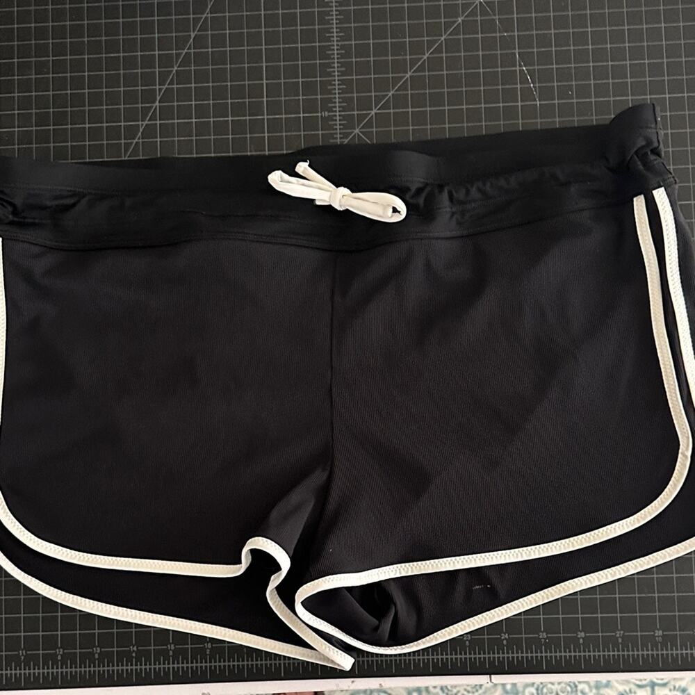 Athleta Black Running Track Shorts White Trim Drawstring Athletic Workout XL